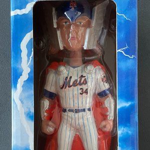 Noah Syndergaard. NY Mets -2018 Marvel Comics Thor Bobble Head ( NIB)